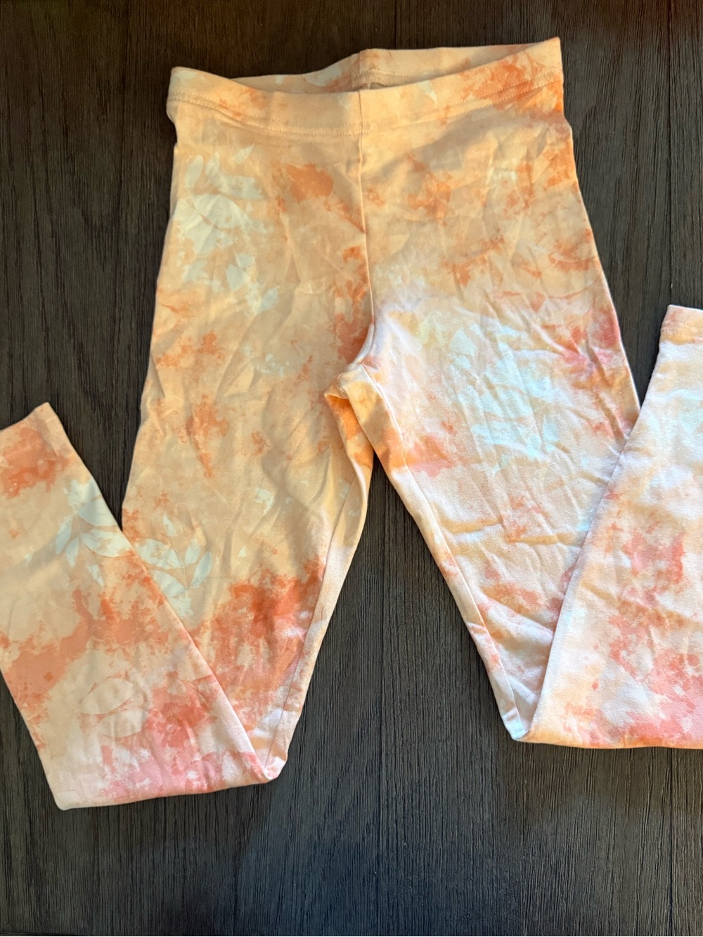 Old Navy Peach and Cream Tie-Dye Kids Leggings Medium 8 NWOT